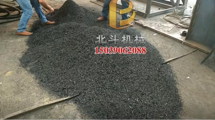 節(jié)能環(huán)保杉木炭化爐自動化生產設備降低勞動強度